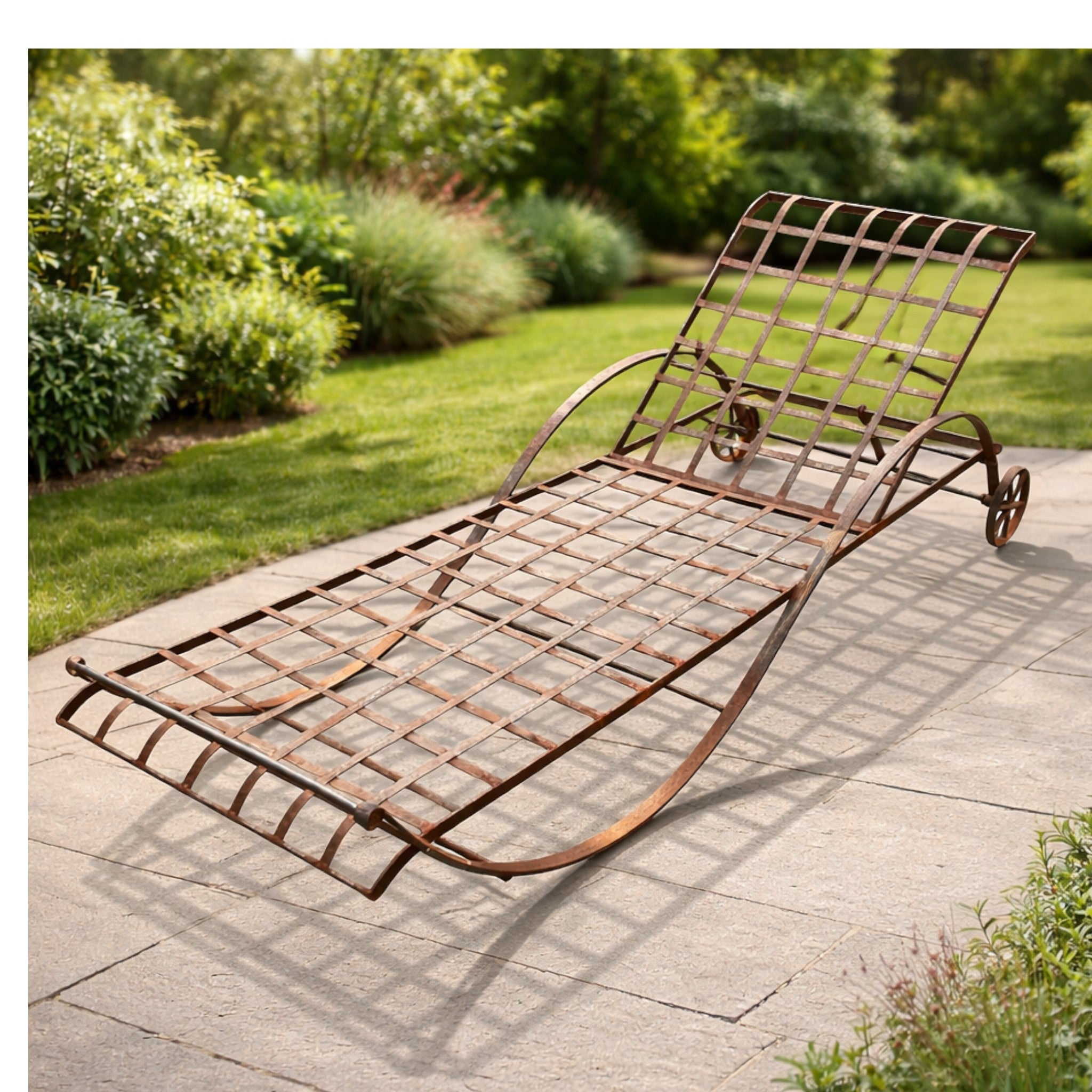 Lettino reclinabile in ferro