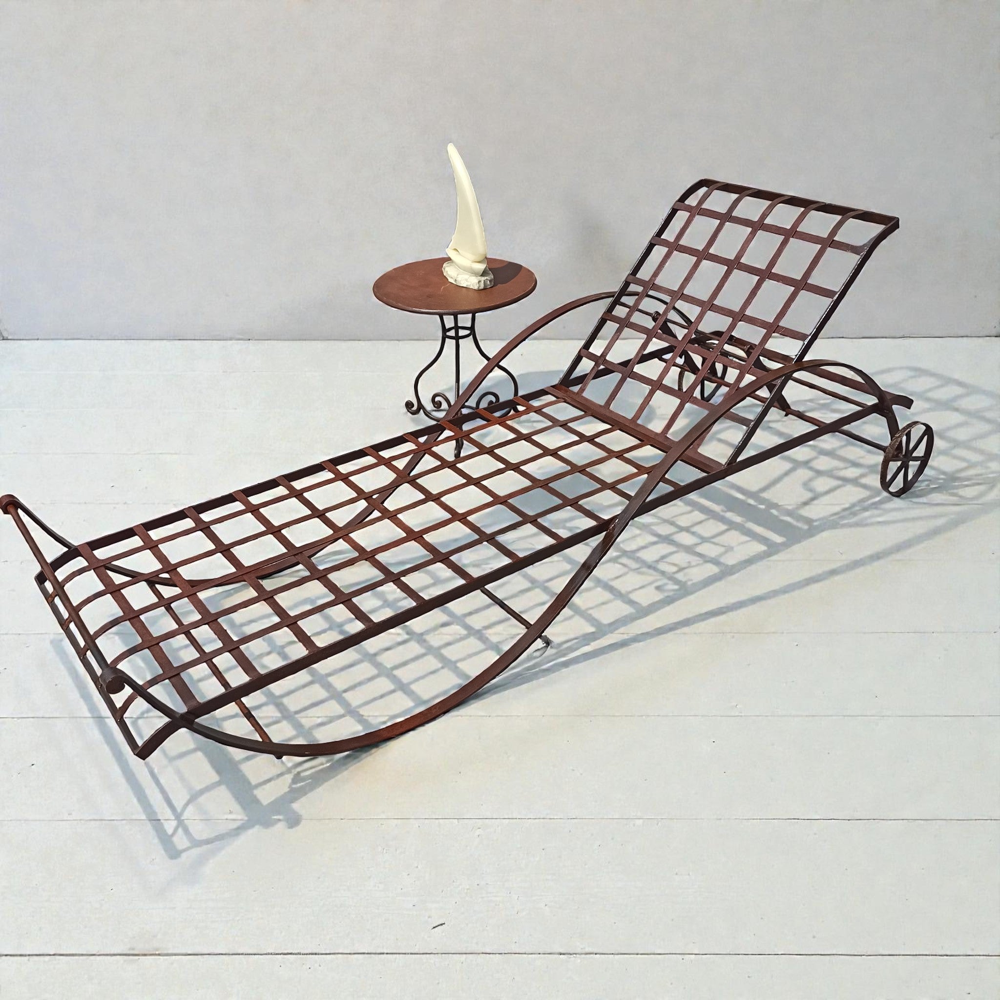 Lettino reclinabile in ferro