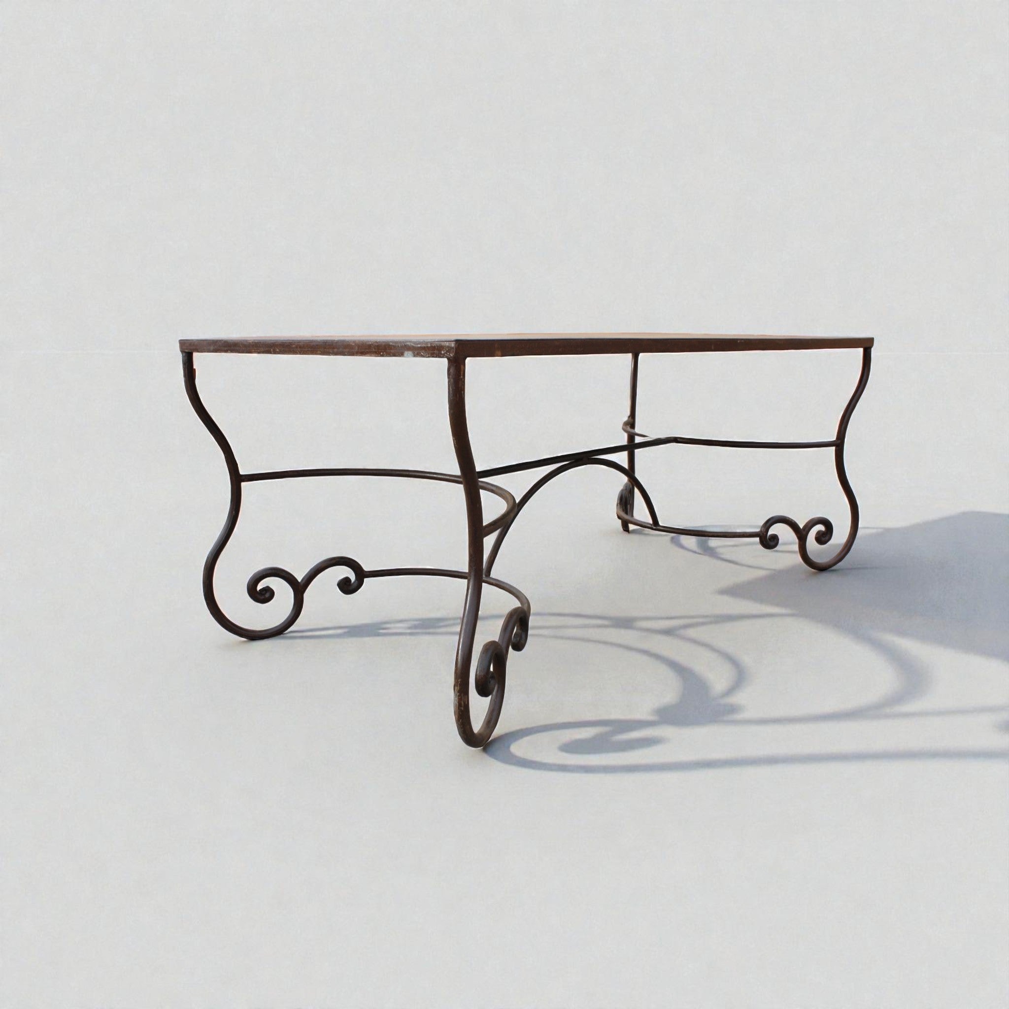 Tavola in ferro da esterno – su ordinazione